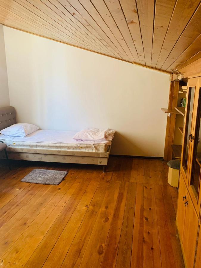 Hostel יירבאן מראה חיצוני תמונה